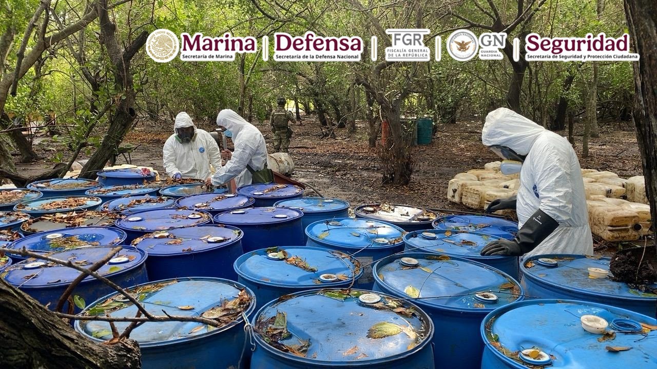 En Nayarit, desmantelan laboratorio de drogas sintéticas y aseguran más de 12 toneladas de metanfetamina